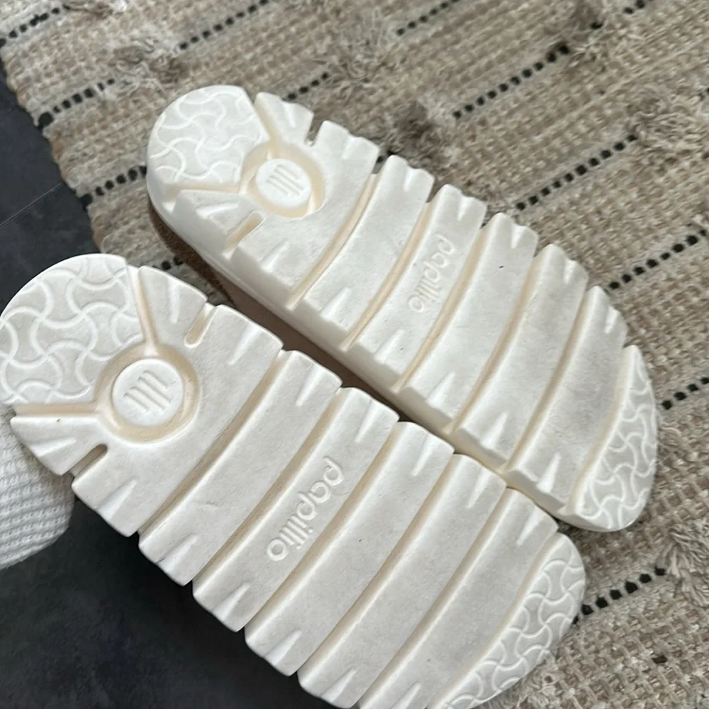 Sandals - Picture 5 of 5